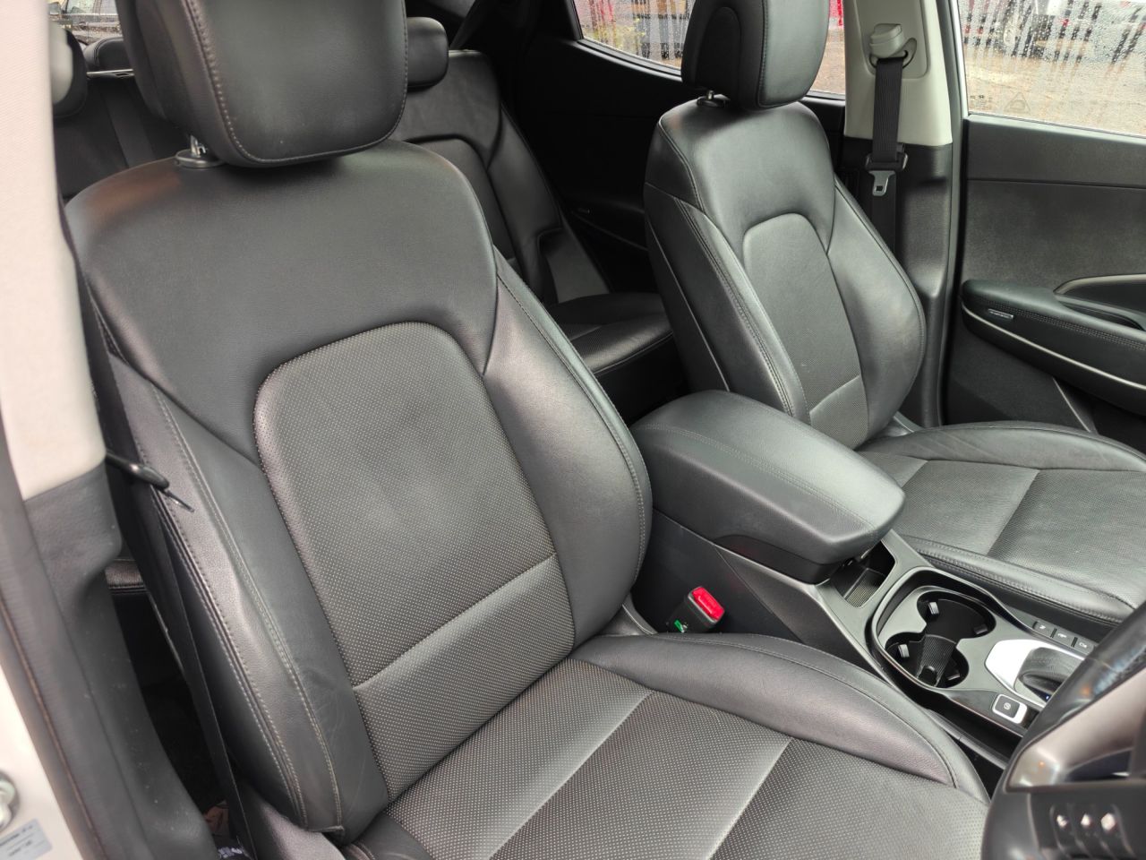2018 HYUNDAI SANTA FE 2.2 CRDi Blue Drive Endurance Edition SUV 5dr Diesel Auto 4WD Euro 6 (s/s) - vehicle photo 14 for sale on PureCar