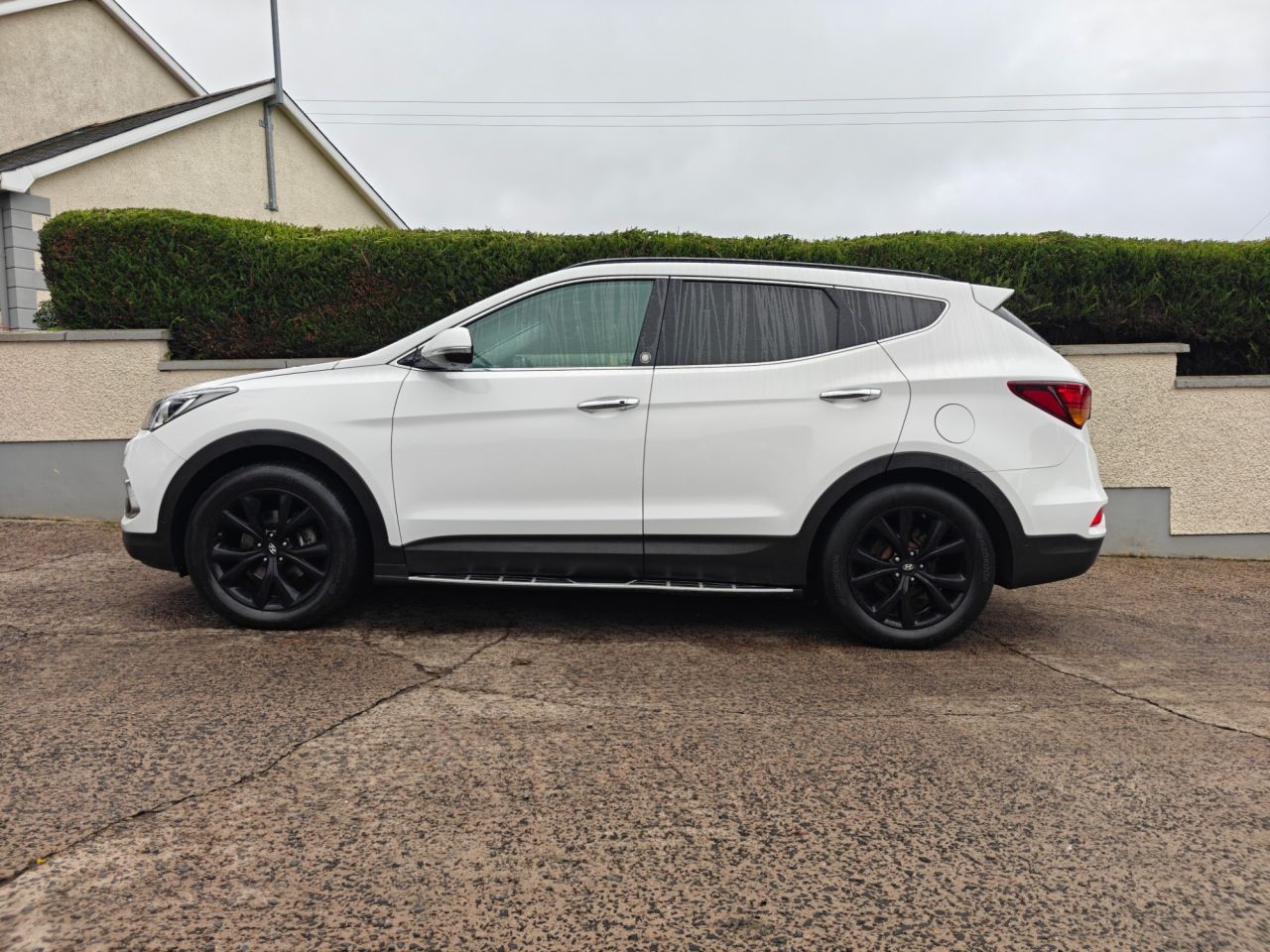 2018 HYUNDAI SANTA FE 2.2 CRDi Blue Drive Endurance Edition SUV 5dr Diesel Auto 4WD Euro 6 (s/s) - vehicle photo 4 for sale on PureCar