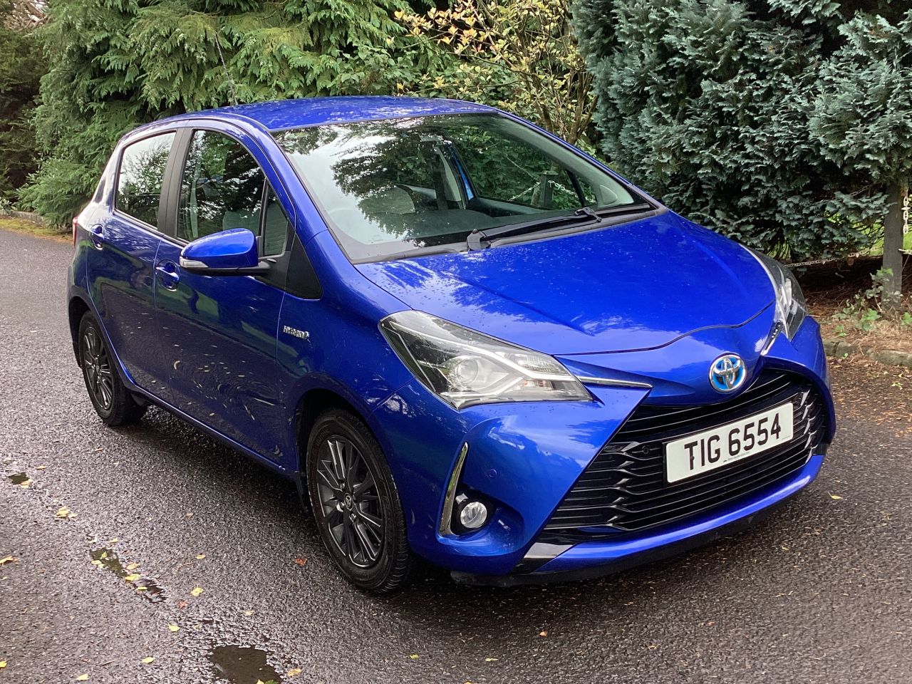 2018 TOYOTA YARIS 1.5 VVT-h Icon Tech Hatchback 5dr Petrol Hybrid E-CVT Euro 6 (s/s) (100 ps) - vehicle photo 5 for sale on PureCar