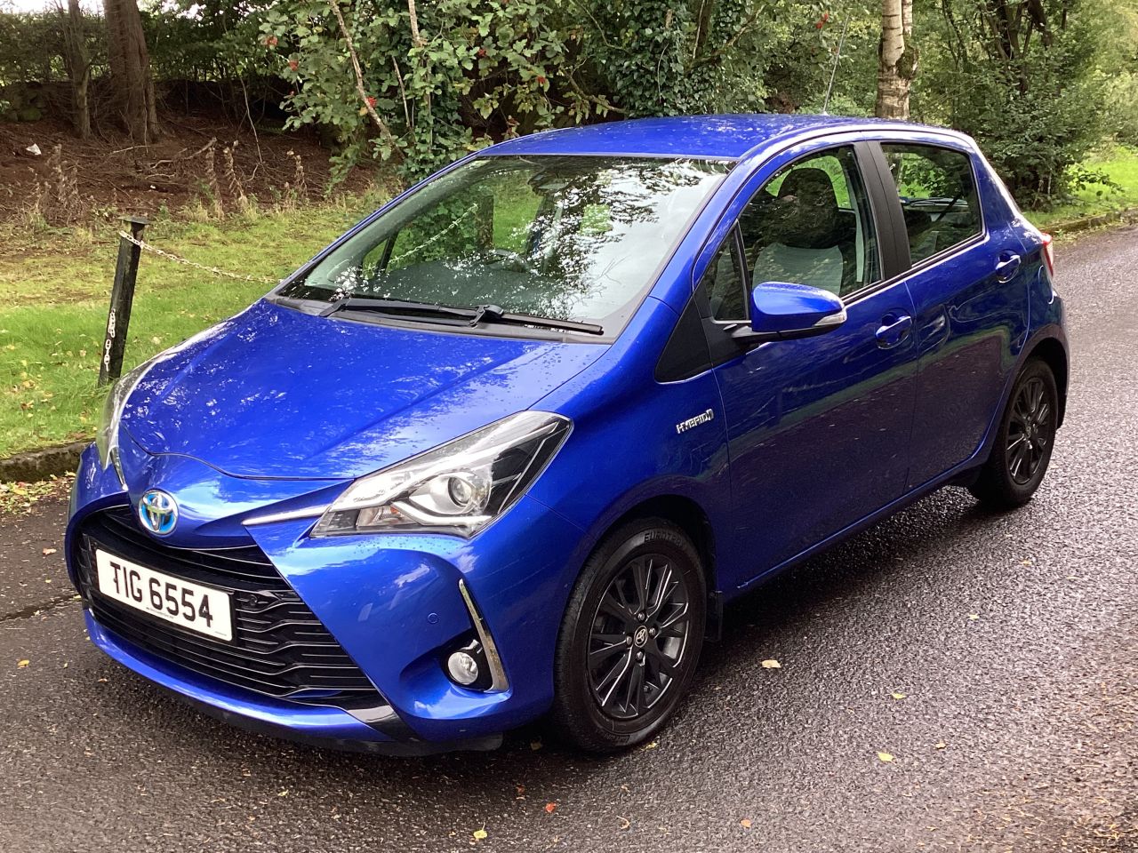 2018 TOYOTA YARIS 1.5 VVT-h Icon Tech Hatchback 5dr Petrol Hybrid E-CVT Euro 6 (s/s) (100 ps) - vehicle photo 7 for sale on PureCar