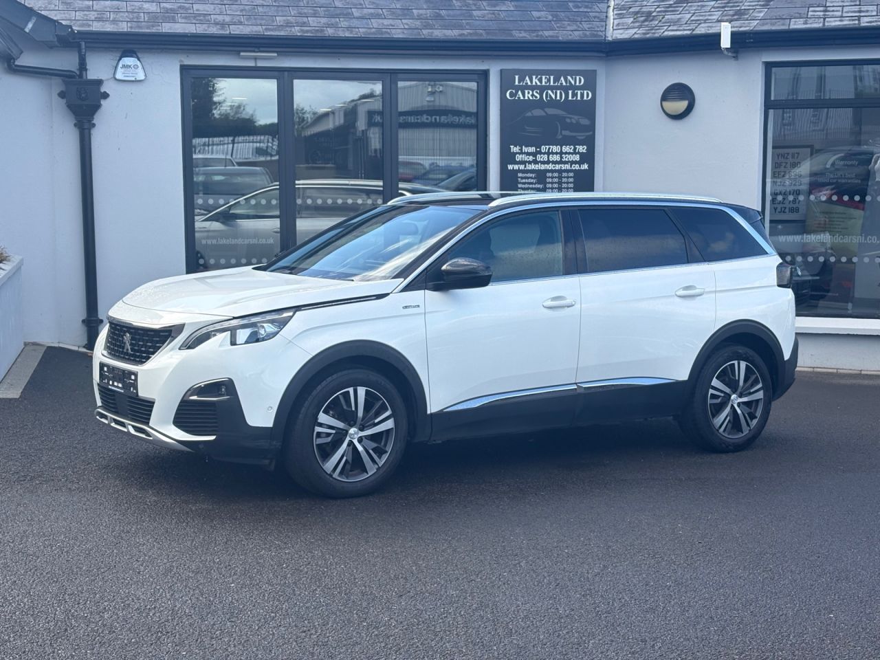2020 PEUGEOT 1.5 BlueHDi GT Line SUV 5dr Diesel EAT Euro 6 (s/s) (130 ps) - vehicle photo 2 for sale on PureCar