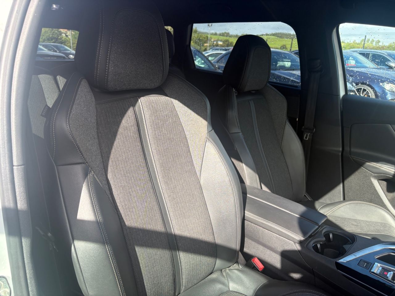 2020 PEUGEOT 1.5 BlueHDi GT Line SUV 5dr Diesel EAT Euro 6 (s/s) (130 ps) - vehicle photo 11 for sale on PureCar