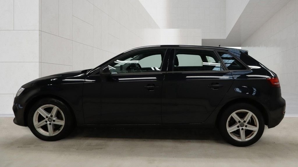 2019 AUDI A3 Technik - vehicle photo 7 for sale on PureCar