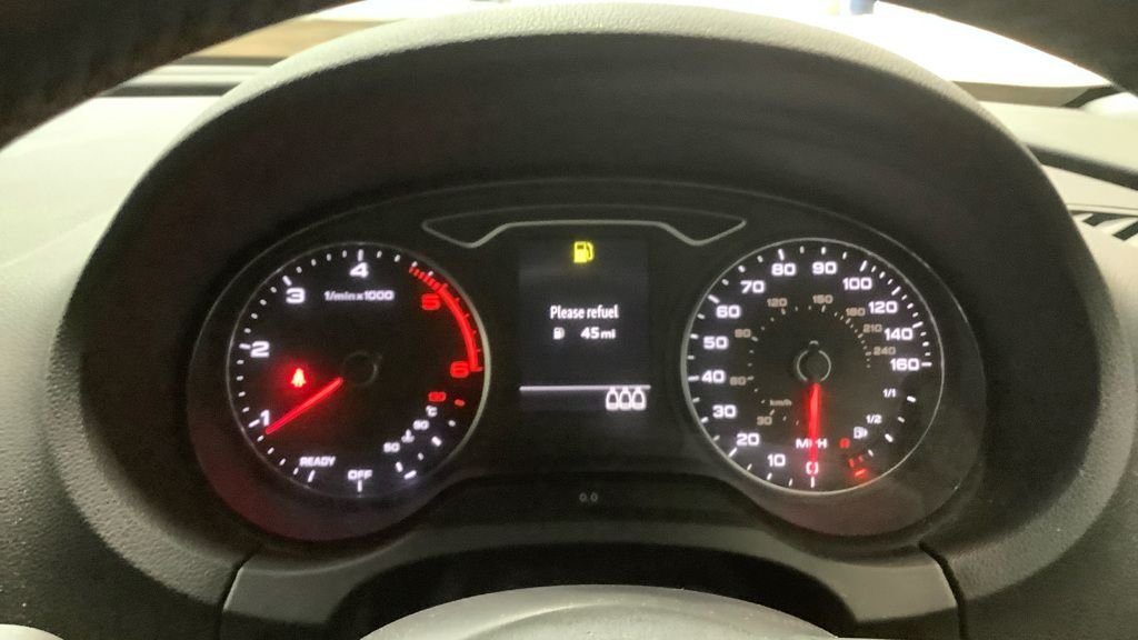 2019 AUDI A3 Technik - vehicle photo 13 for sale on PureCar