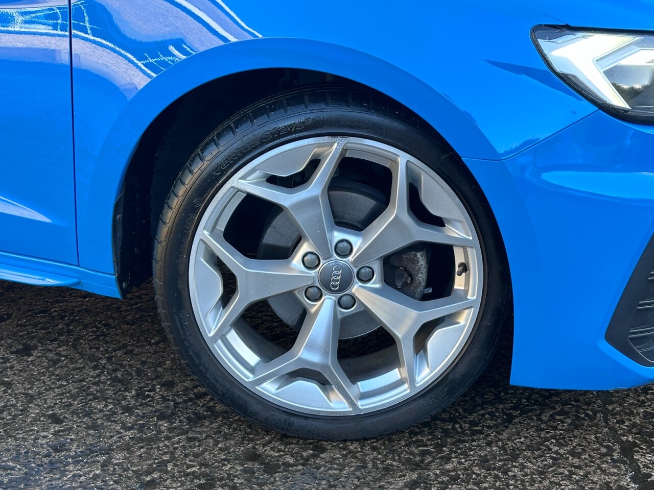 2019 AUDI A1 1.5 TFSI 35 S line Sportback 5dr Petrol Manual Euro 6 (s/s) (150 ps) - vehicle photo 4 for sale on PureCar