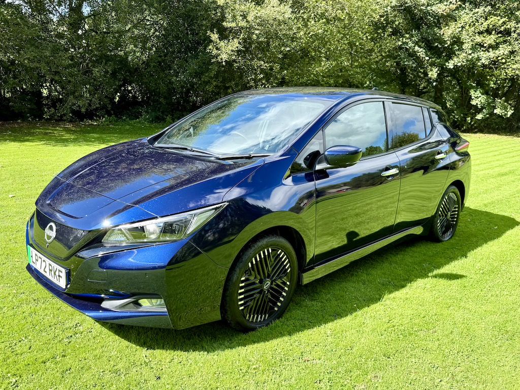 2022 72 NISSAN LEAF