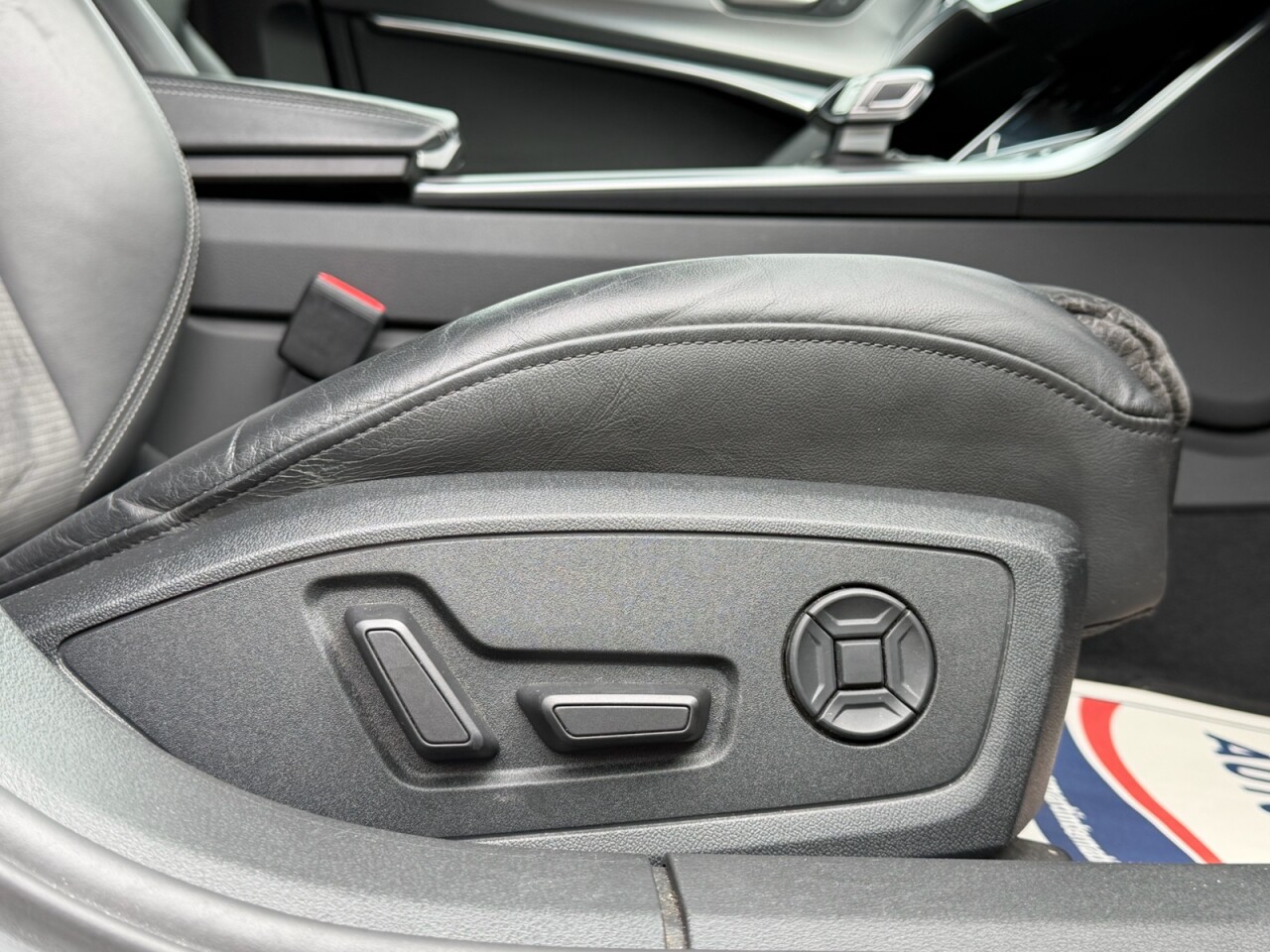2021 AUDI A6 S Line - vehicle photo 15 for sale on PureCar