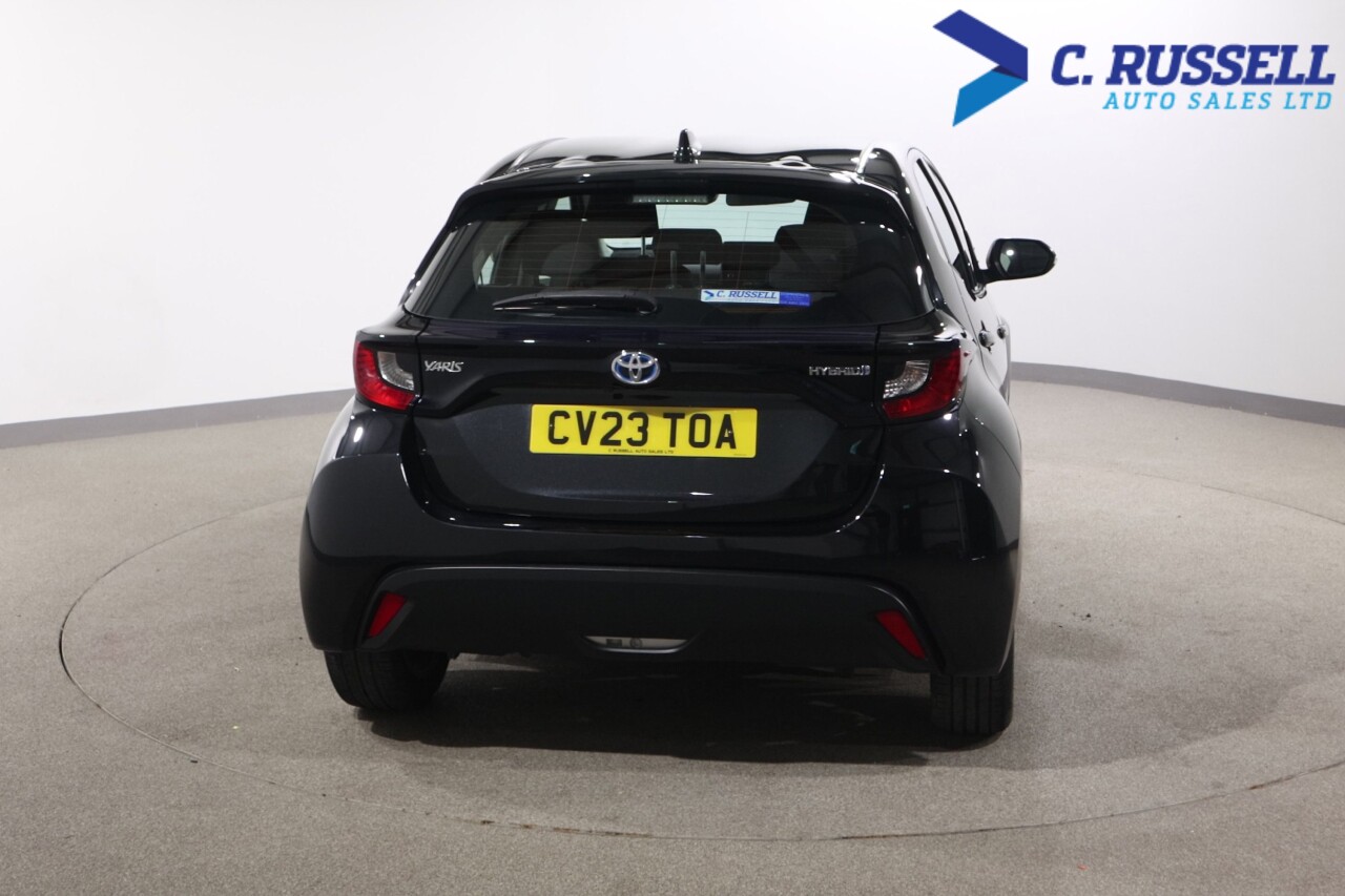 2023 TOYOTA YARIS 1.5 VVT-h Icon Hatchback 5dr Petrol Hybrid E-CVT Euro 6 (s/s) (116 ps) - vehicle photo 12 for sale on PureCar