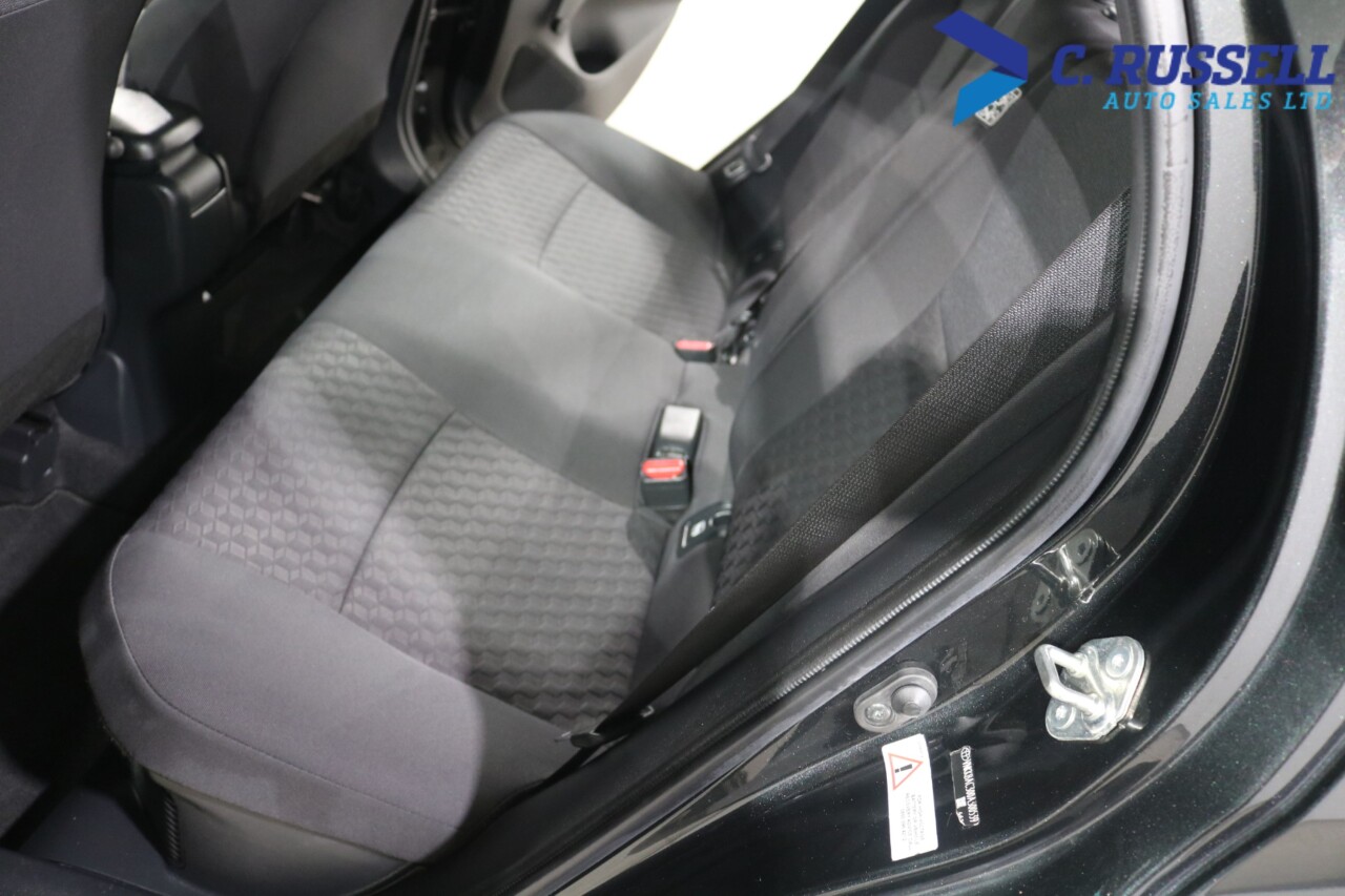 2023 TOYOTA YARIS 1.5 VVT-h Icon Hatchback 5dr Petrol Hybrid E-CVT Euro 6 (s/s) (116 ps) - vehicle photo 26 for sale on PureCar