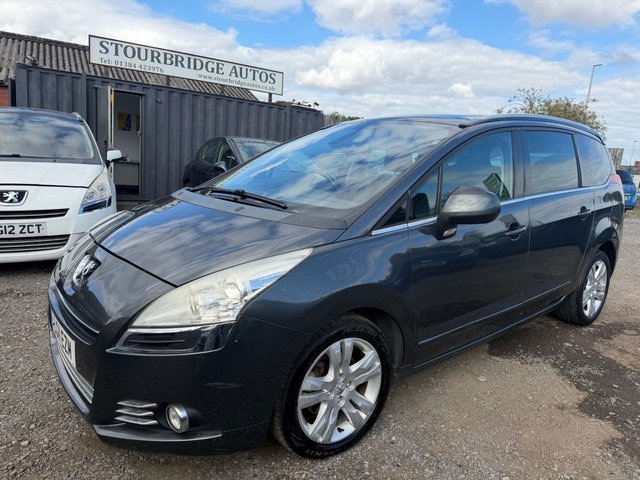 2011 Peugeot 5008