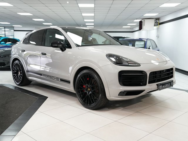 2022 Porsche Cayenne