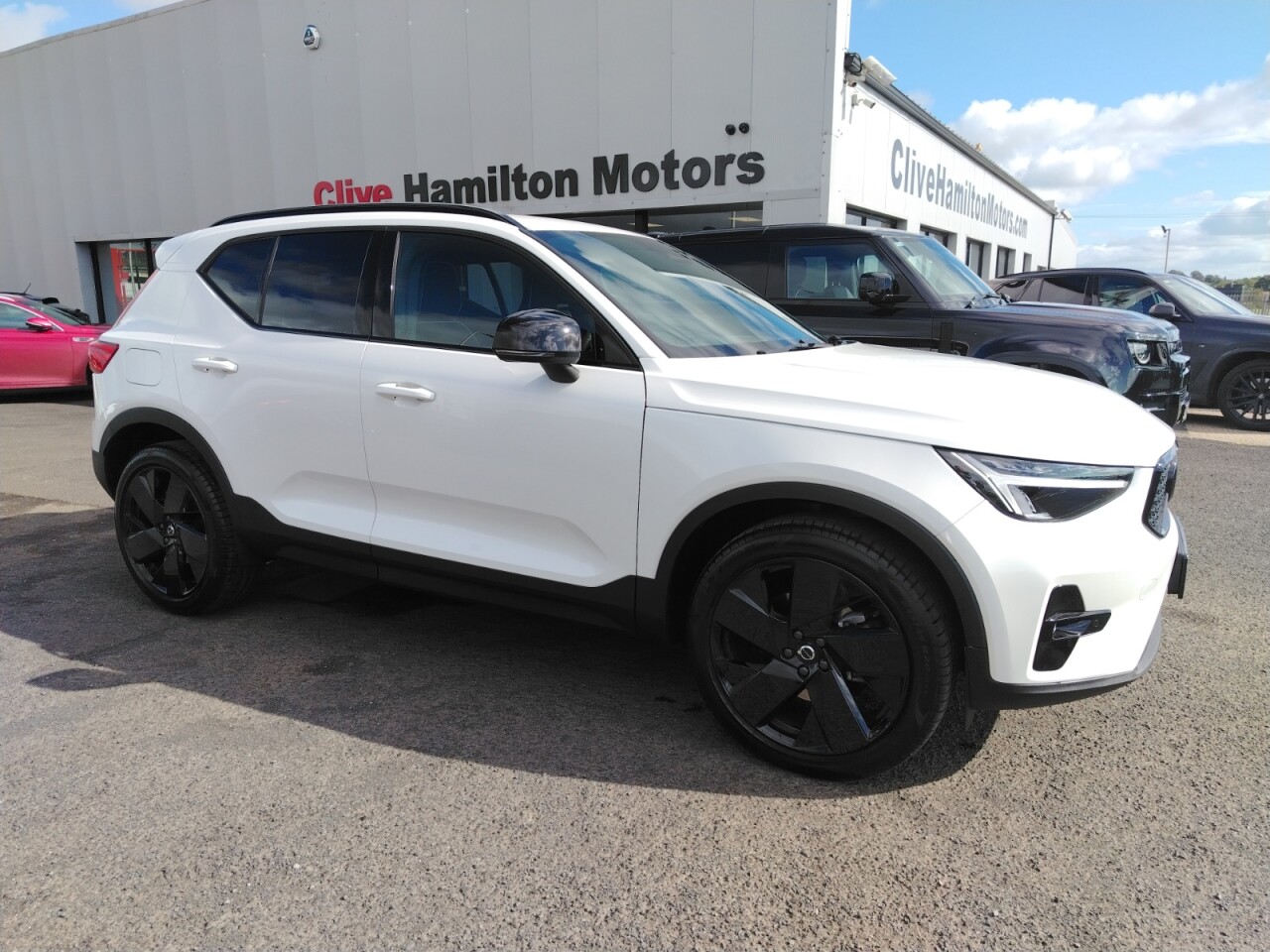 2026 VOLVO XC40 2.0 B4 MHEV Plus Black Edition SUV 5dr Petrol Hybrid DCT Auto Euro 6 (s/s) - vehicle photo 14 for sale on PureCar
