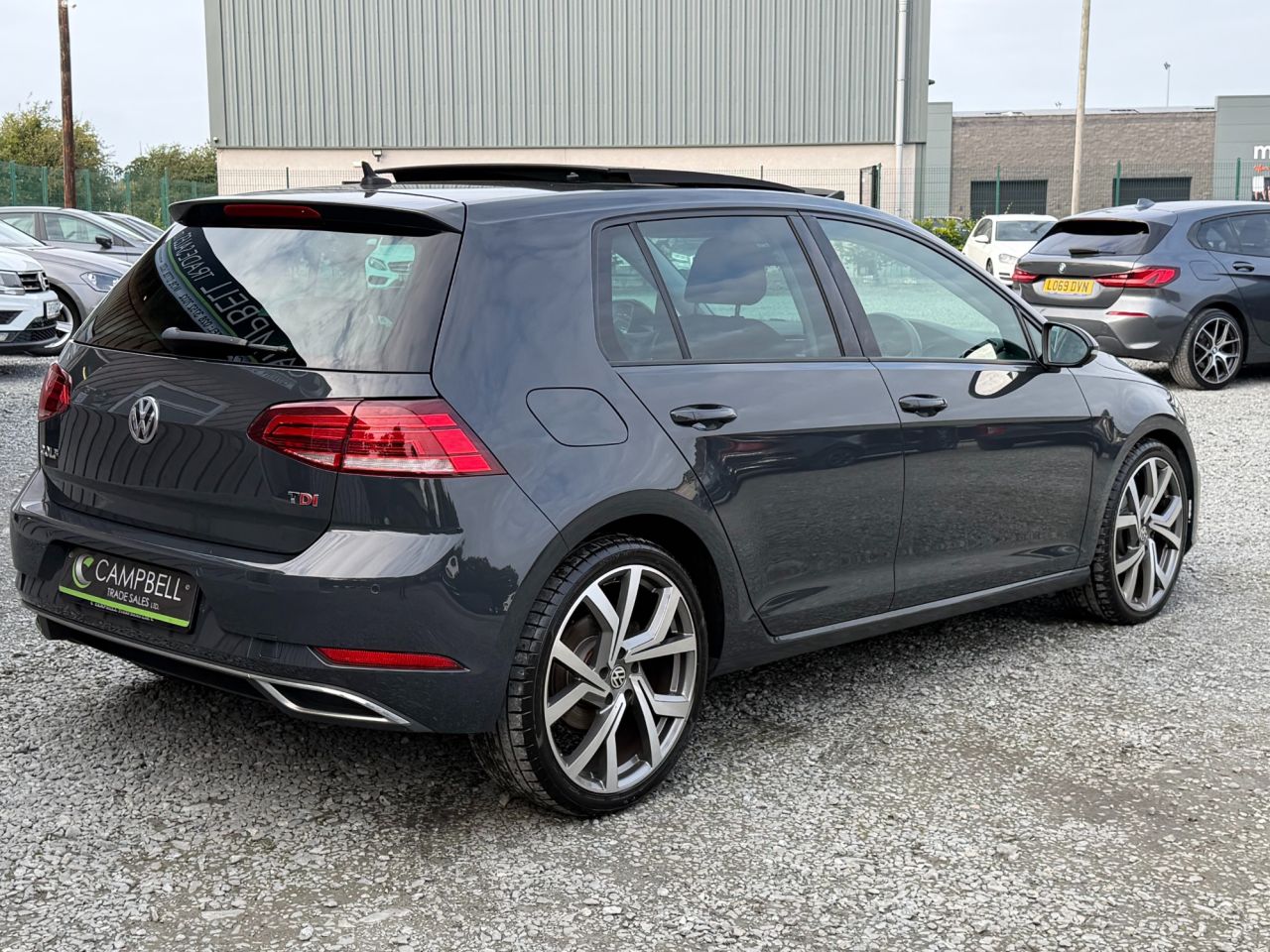 2017 VOLKSWAGEN GOLF 1.6 TDI BlueMotion Tech GT Hatchback 5dr Diesel Manual Euro 6 (s/s) (115 ps - vehicle photo 8 for sale on PureCar