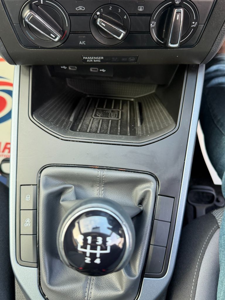 2020 SEAT ARONA 1.0 TSI GPF SE Technology SUV 5dr Petrol Manual Euro 6 (s/s) (95 ps) - vehicle photo 10 for sale on PureCar