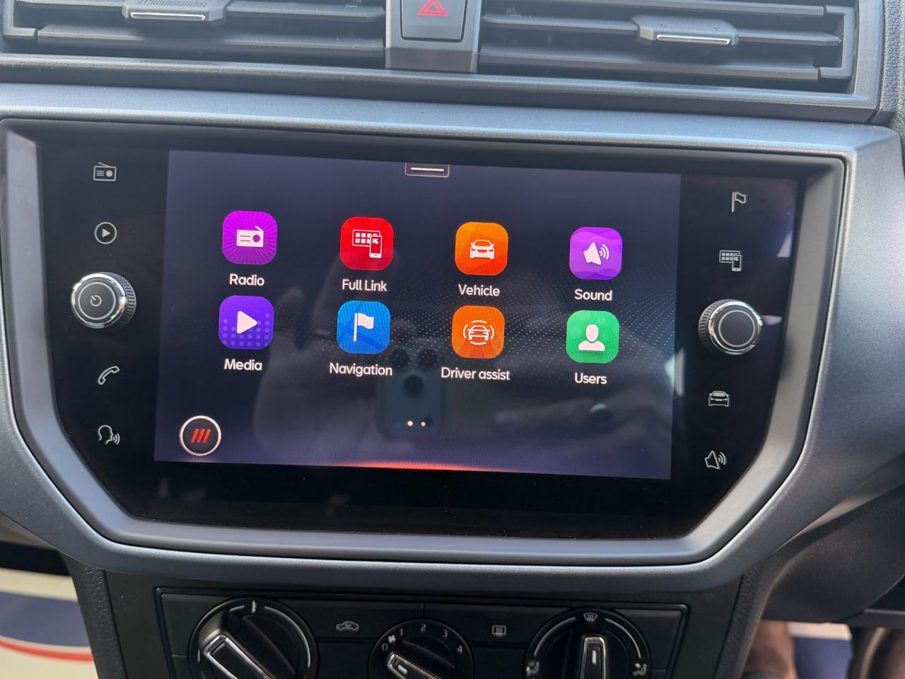 2020 SEAT ARONA 1.0 TSI GPF SE Technology SUV 5dr Petrol Manual Euro 6 (s/s) (95 ps) - vehicle photo 14 for sale on PureCar