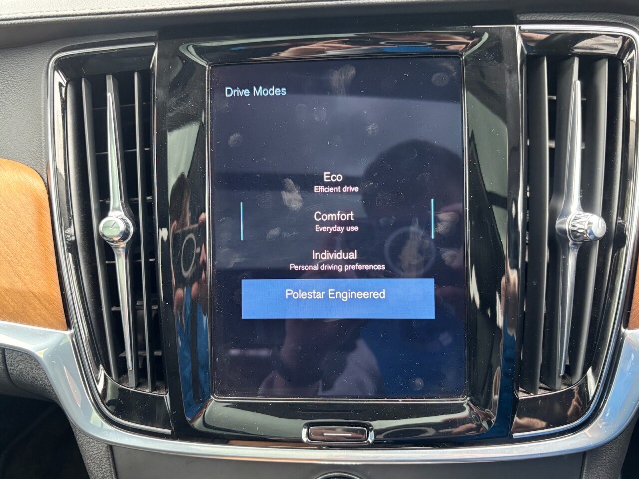 2020 VOLVO V90 2.0 D5 Inscription Plus Estate 5dr Diesel Auto AWD Euro 6 (s/s) (235 ps) - vehicle photo 33 for sale on PureCar