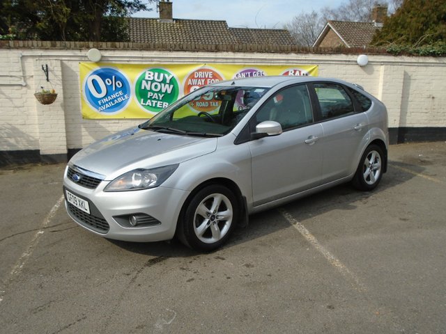 2009 09 Ford Focus 1.6 ZETEC 5d 100 BHP