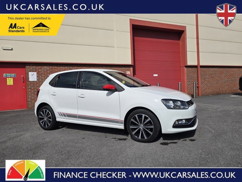 White 2017 Volkswagen Polo Hatchback Front-wheel drive Manual