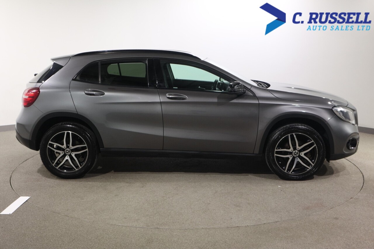2019 MERCEDES GLA 1.6 GLA180 GPF Urban Edition SUV 5dr Petrol 7G-DCT Euro 6 (s/s) (122 ps) - vehicle photo 8 for sale on PureCar