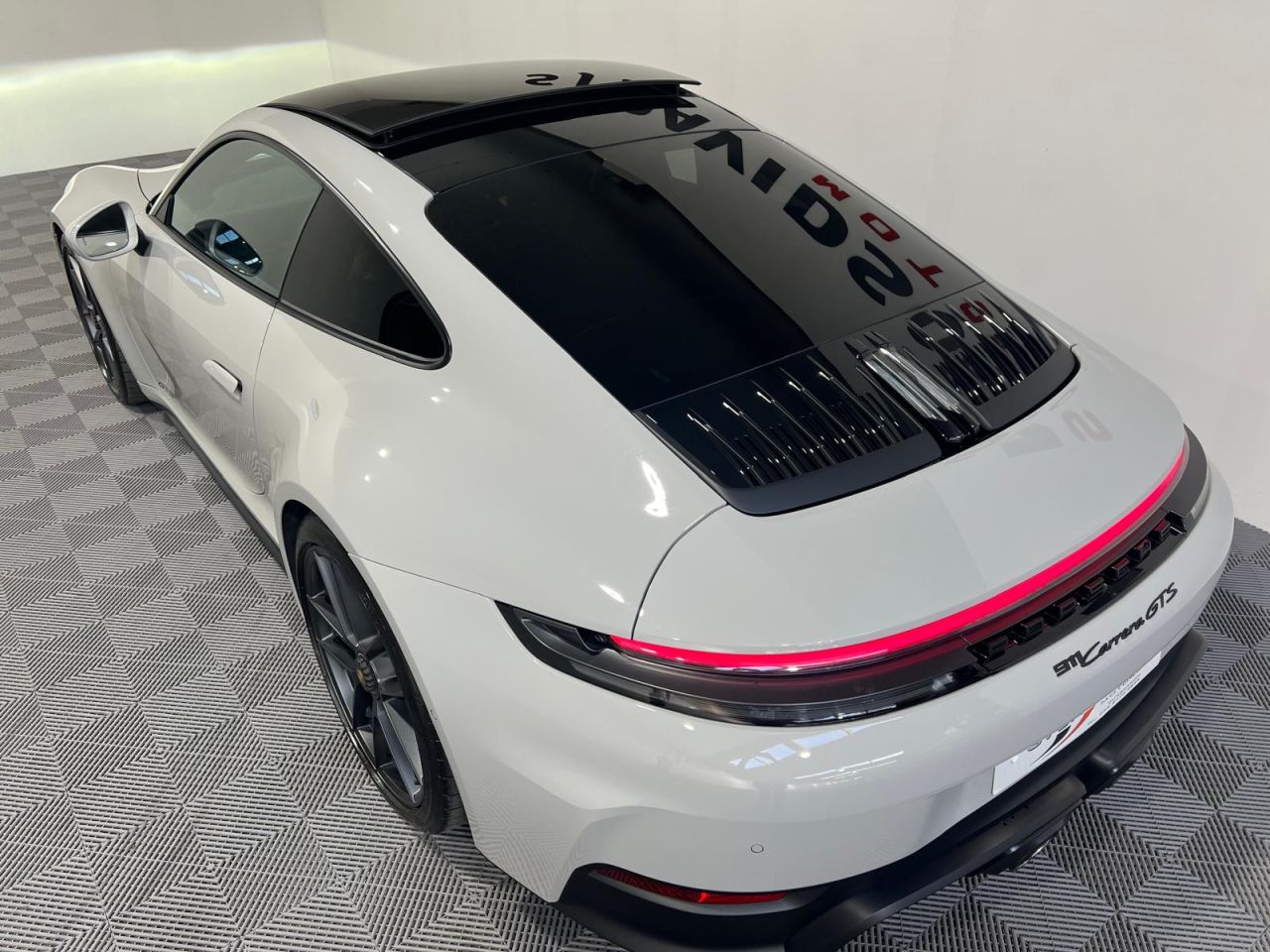 2025 PORSCHE 3.6 T-Hybrid 992 Carrera GTS Coupe 2dr Petrol Hybrid PDK Euro 6 (s/s) (541 - vehicle photo 9 for sale on PureCar