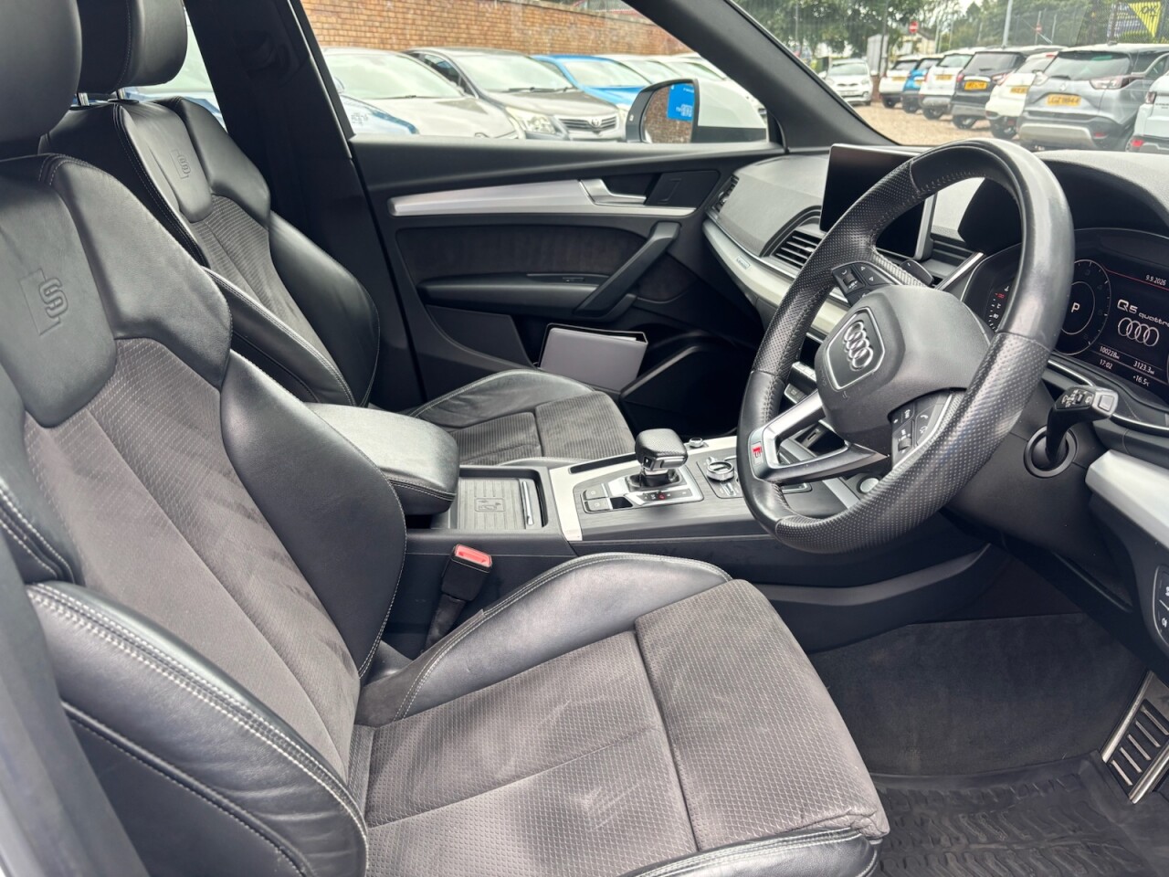 2019 AUDI Q5 S Line - vehicle photo 9 for sale on PureCar