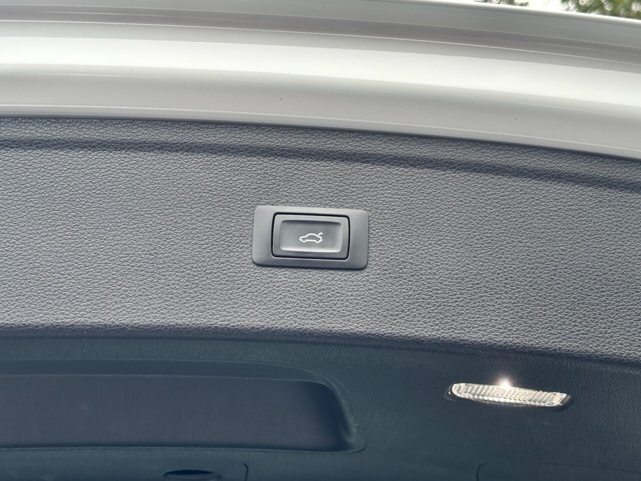 2019 AUDI Q5 S Line - vehicle photo 13 for sale on PureCar