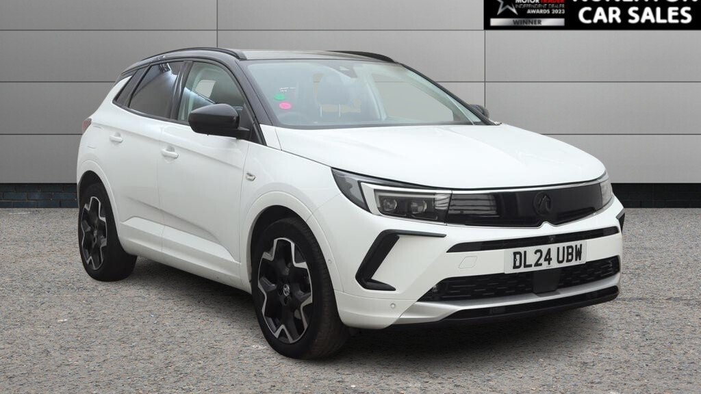 2024 Vauxhall Grandland — image 1