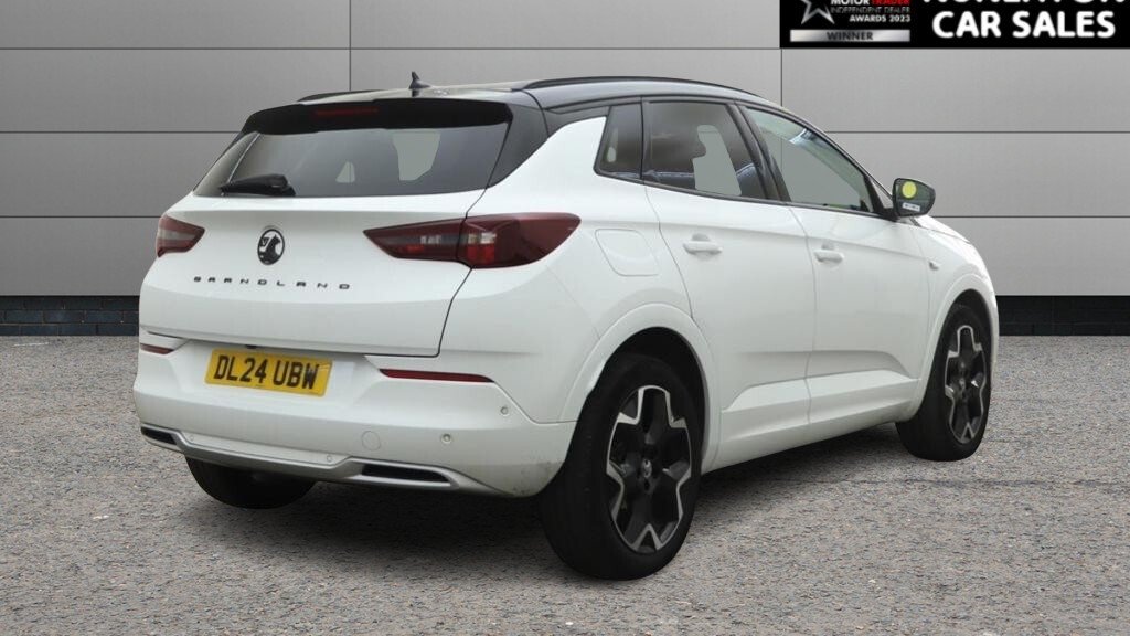 2024 Vauxhall Grandland — image 3