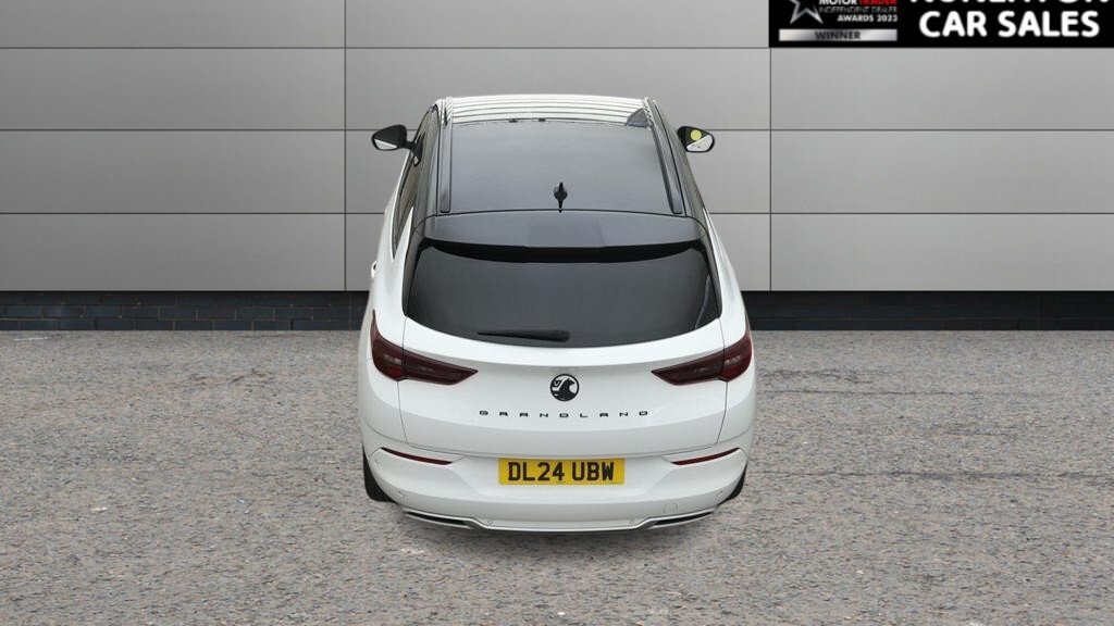 2024 Vauxhall Grandland — image 4