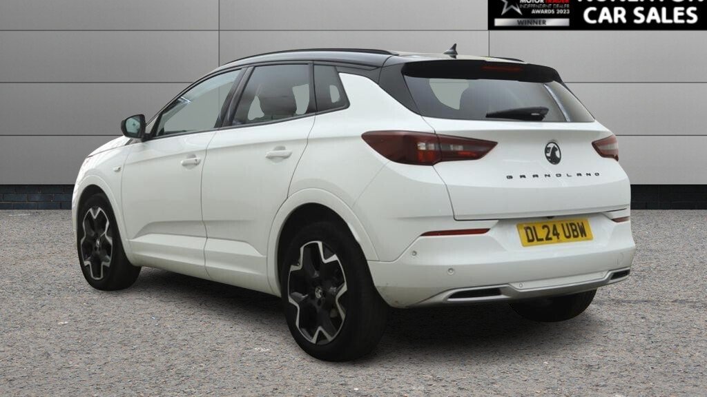 2024 Vauxhall Grandland — image 5