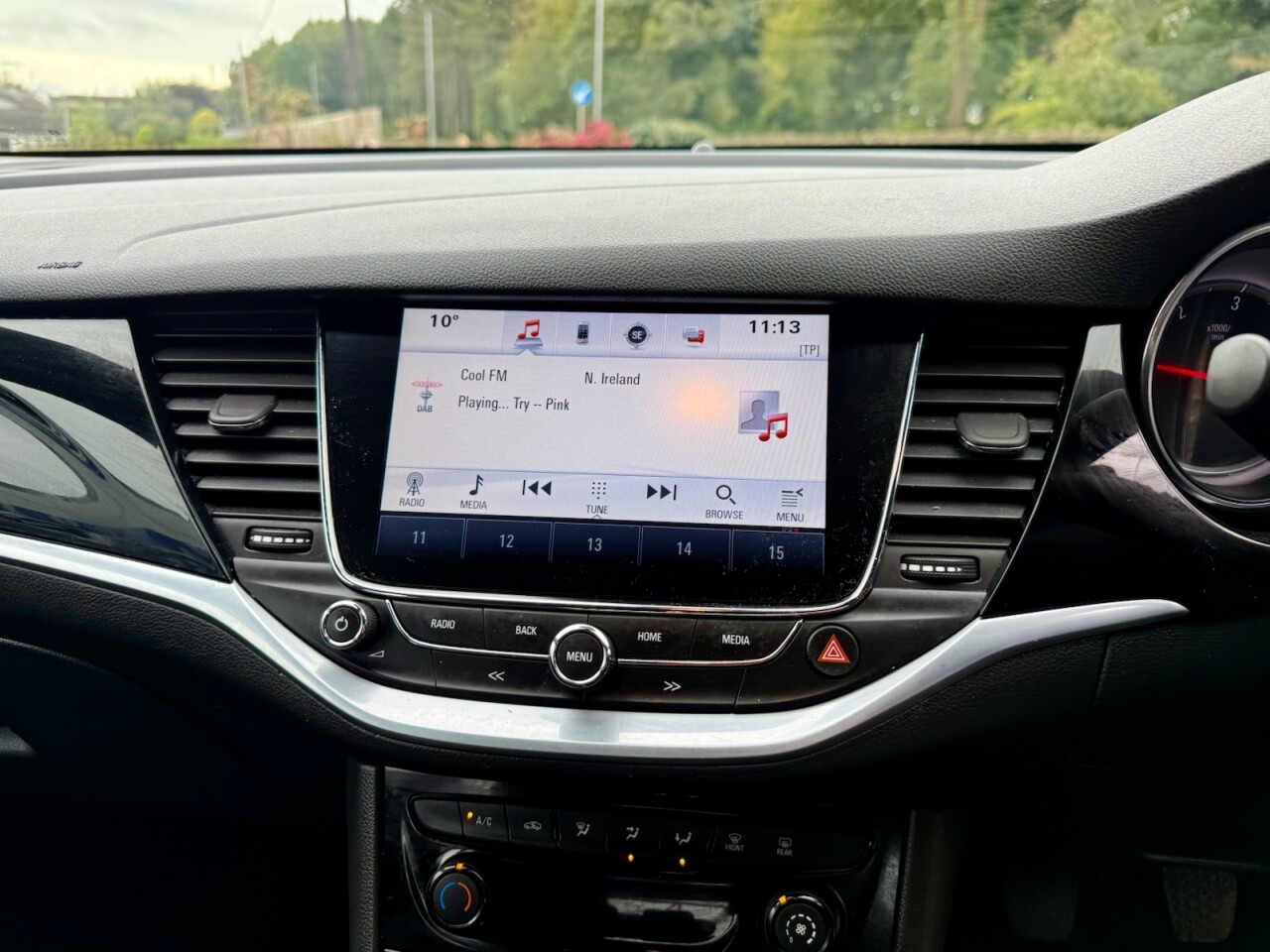 2017 VAUXHALL ASTRA 1.6 CDTi ecoFLEX SRi Nav Hatchback 5dr Diesel Manual Euro 6 (s/s) (110 ps) - vehicle photo 14 for sale on PureCar
