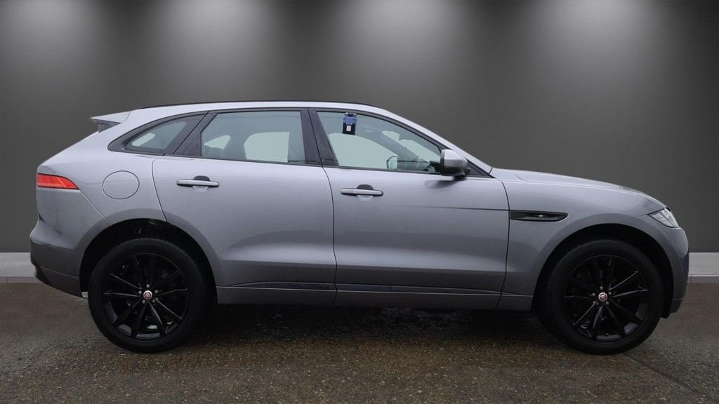 2020 Jaguar F-PACE — image 5
