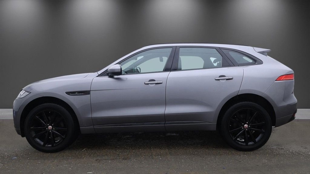 2020 Jaguar F-PACE — image 6