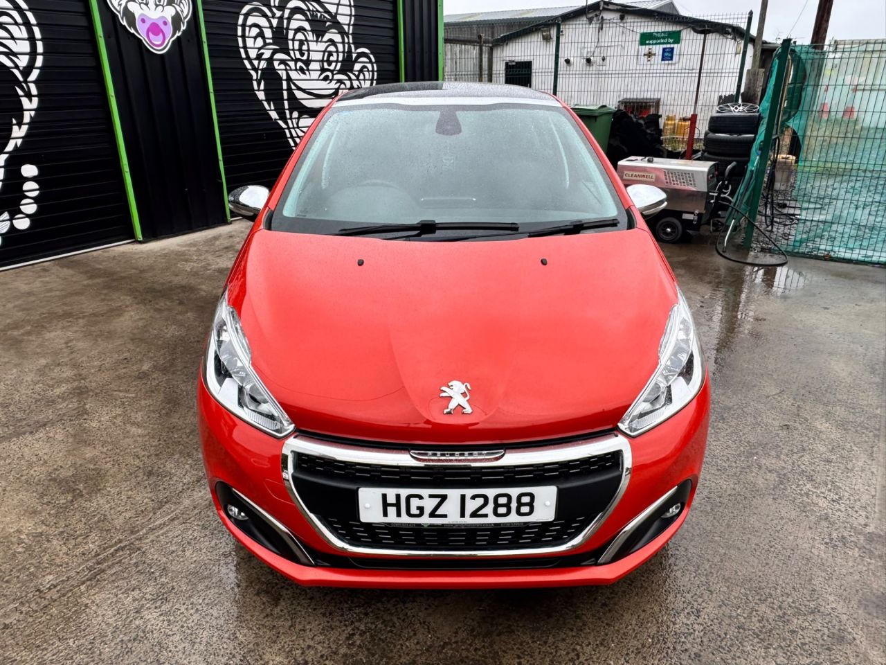 2017 PEUGEOT 1.2 PureTech Allure Premium Hatchback 5dr Petrol Manual Euro 6 (82 ps) - vehicle photo 8 for sale on PureCar