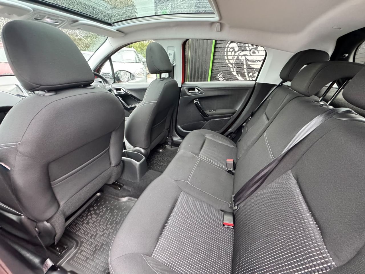 2017 PEUGEOT 1.2 PureTech Allure Premium Hatchback 5dr Petrol Manual Euro 6 (82 ps) - vehicle photo 12 for sale on PureCar