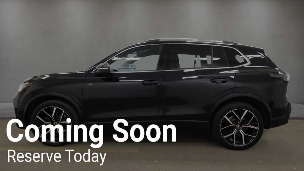 2024 VOLKSWAGEN TIGUAN 2.0 TDI R-Line SUV 5dr Diesel DSG Euro 6 (s/s) (150 ps) - vehicle photo 6 for sale on PureCar