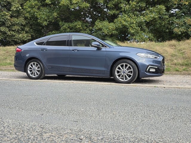 2021 Ford Mondeo