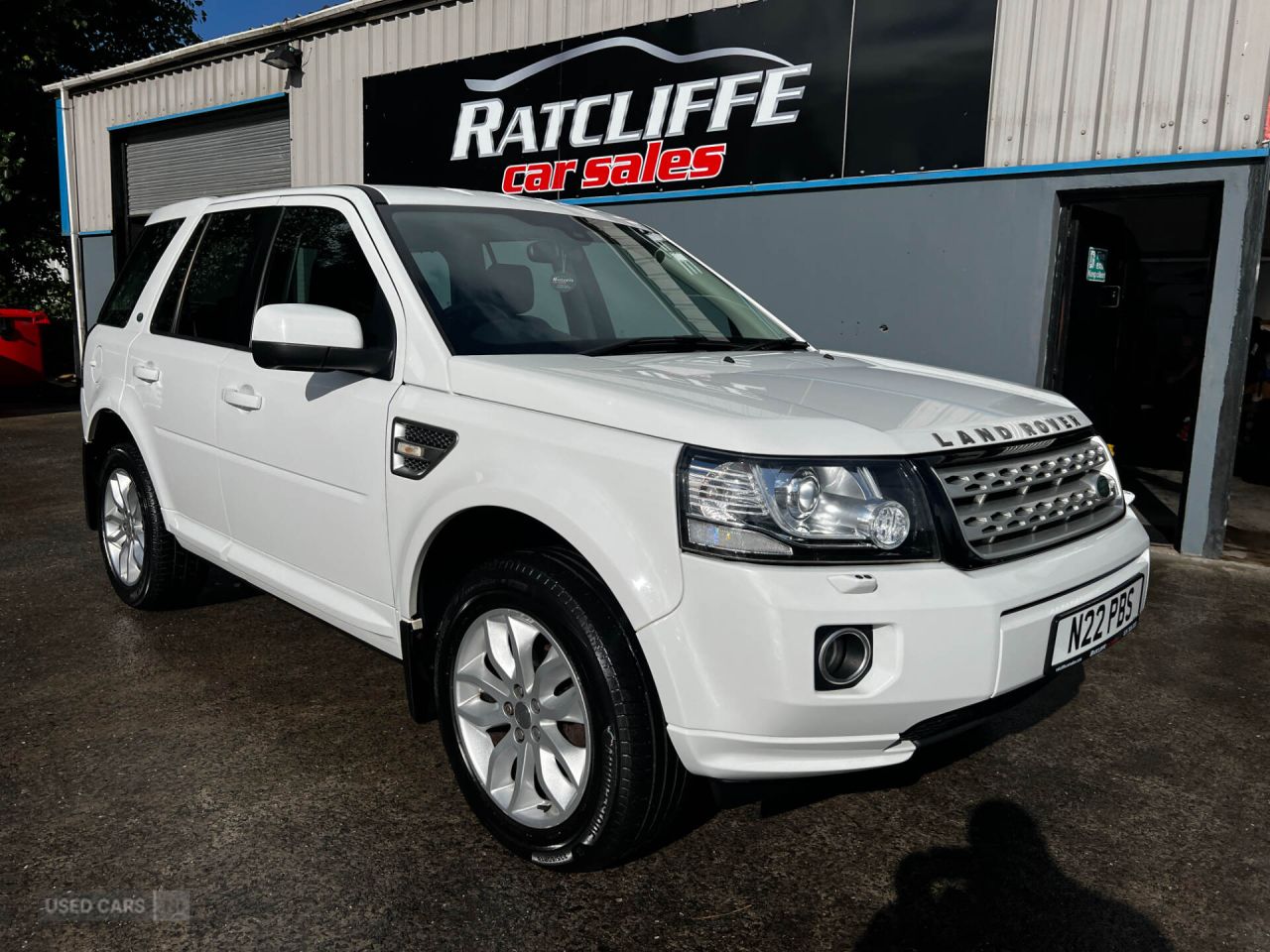 2014 LAND ROVER FREELANDER 2.2 SD4 XS SUV 5dr Diesel CommandShift 4WD Euro 5 (190 ps) - vehicle photo 2 for sale on PureCar