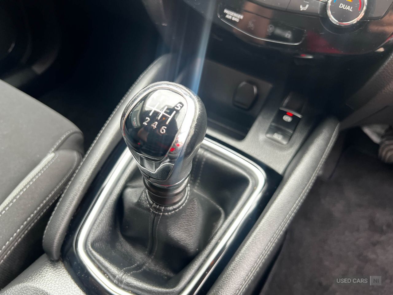2018 NISSAN QASHQAI 1.5 dCi N-Connecta SUV 5dr Diesel Manual Euro 6 (s/s) (110 ps) - vehicle photo 14 for sale on PureCar