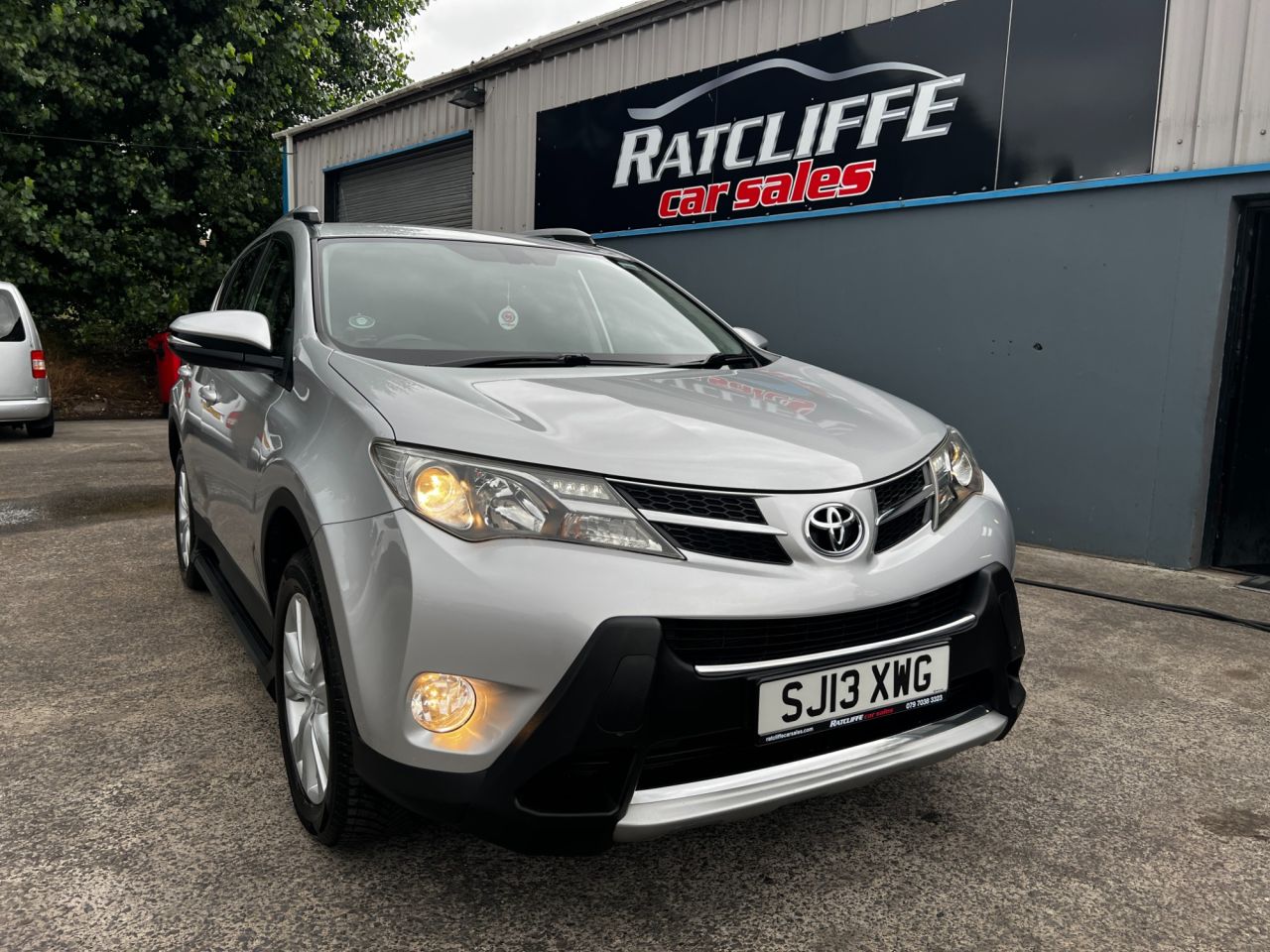 2013 TOYOTA RAV4 2.2 D-4D Icon SUV 5dr Diesel Manual 4WD Euro 5 (150 ps) - vehicle photo 2 for sale on PureCar