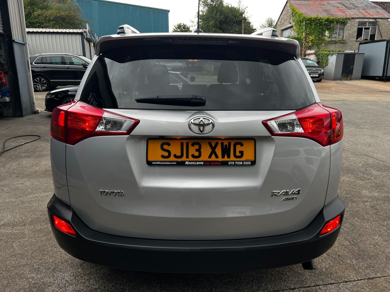 2013 TOYOTA RAV4 2.2 D-4D Icon SUV 5dr Diesel Manual 4WD Euro 5 (150 ps) - vehicle photo 5 for sale on PureCar