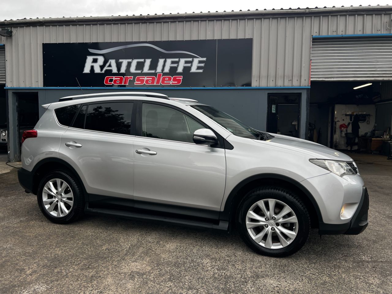 2013 TOYOTA RAV4 2.2 D-4D Icon SUV 5dr Diesel Manual 4WD Euro 5 (150 ps) - vehicle photo 7 for sale on PureCar