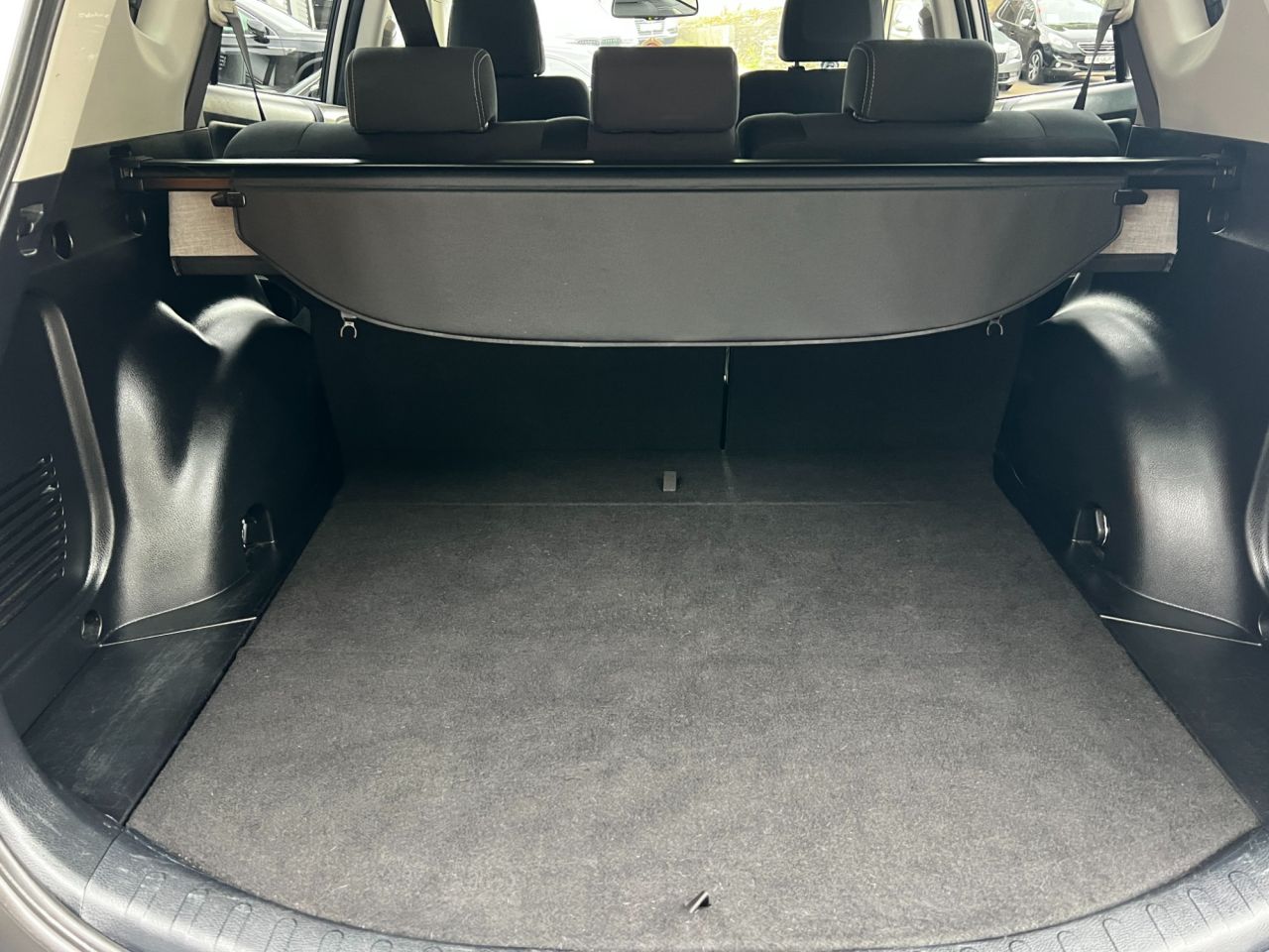 2013 TOYOTA RAV4 2.2 D-4D Icon SUV 5dr Diesel Manual 4WD Euro 5 (150 ps) - vehicle photo 17 for sale on PureCar