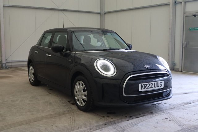2022 MINI Hatch