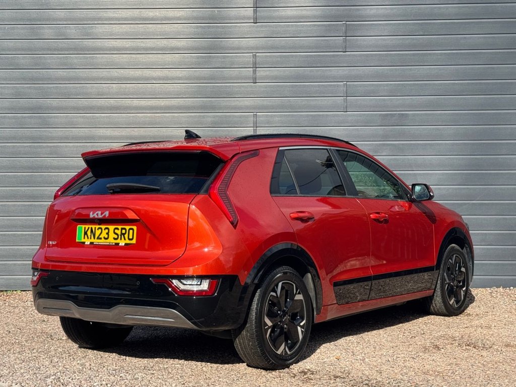 2023 Kia Niro — image 6