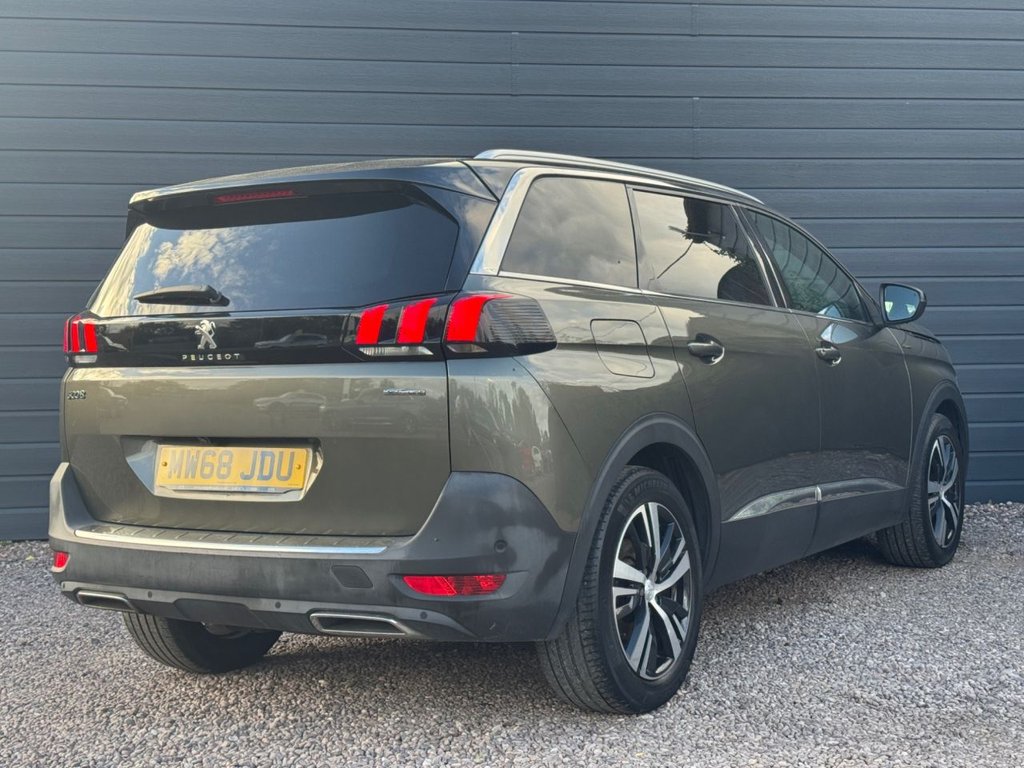 2019 Peugeot 5008 — image 6