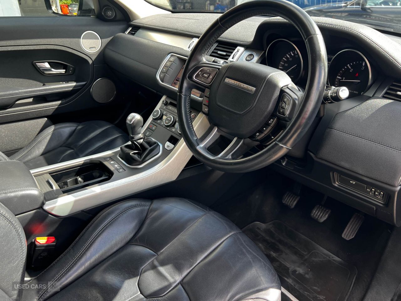 2013 LAND ROVER RANGE ROVER EVOQUE 2.2 SD4 Pure SUV 5dr Diesel Manual 4WD Euro 5 (s/s) (190 ps) - vehicle photo 9 for sale on PureCar