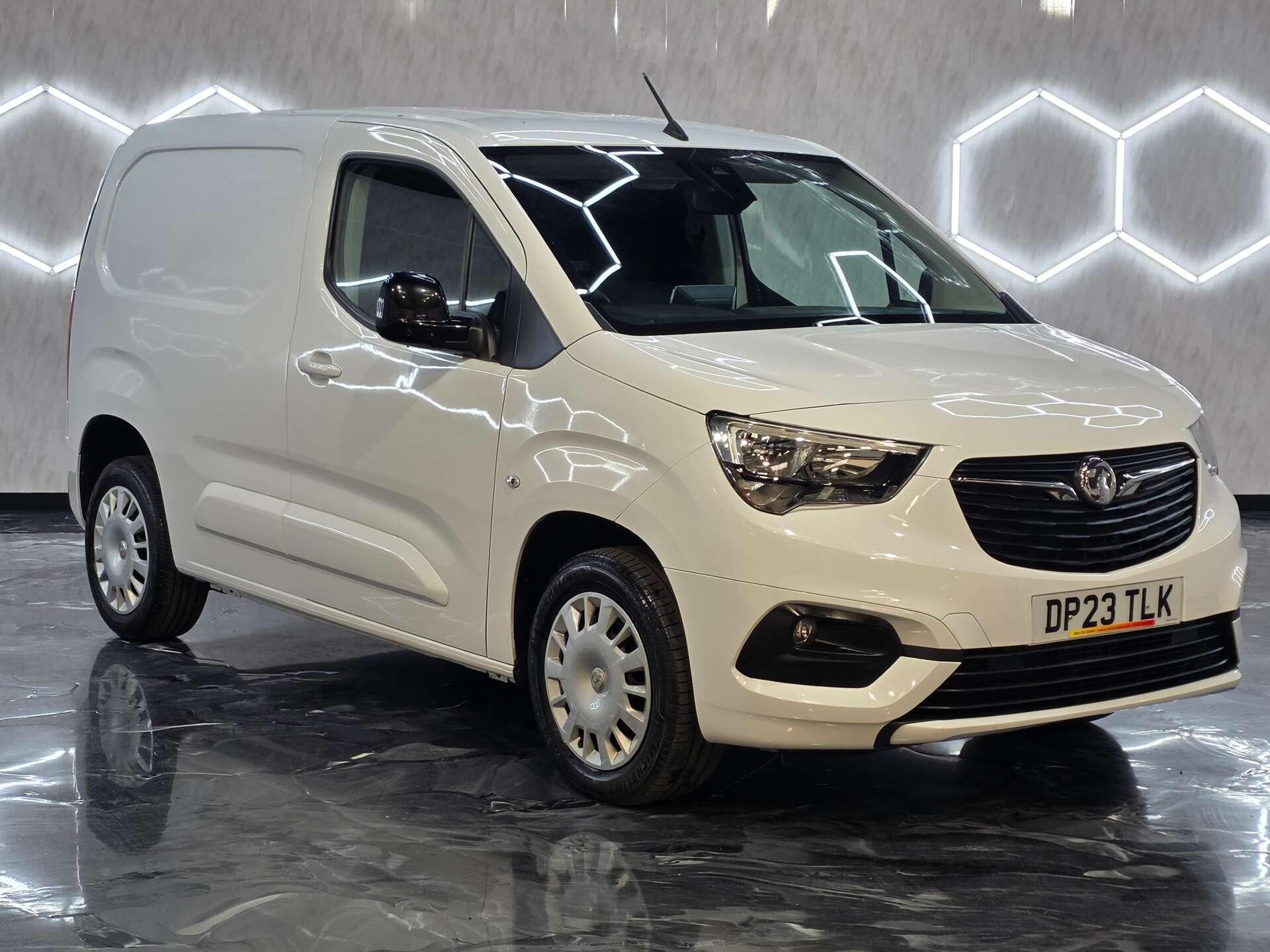 2023 VAUXHALL COMBO 1.5 Turbo D 2300 Pro Panel Van 5dr Diesel Manual L1 H1 Euro 6 (s/s) (100 ps)