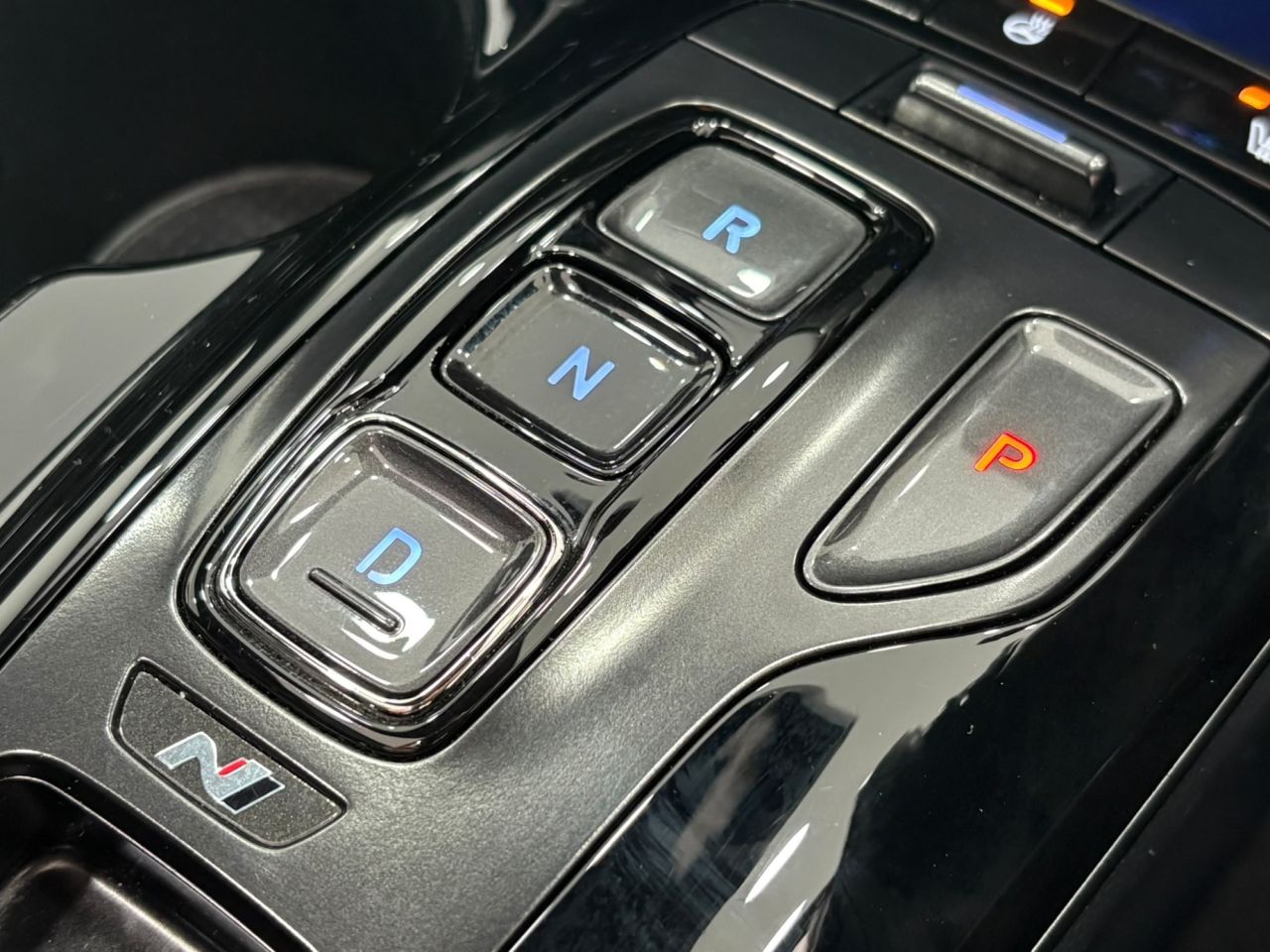 2022 HYUNDAI TUCSON 1.6 h T-GDi N Line S SUV 5dr Petrol Hybrid Auto Euro 6 (s/s) (230 ps) - vehicle photo 37 for sale on PureCar
