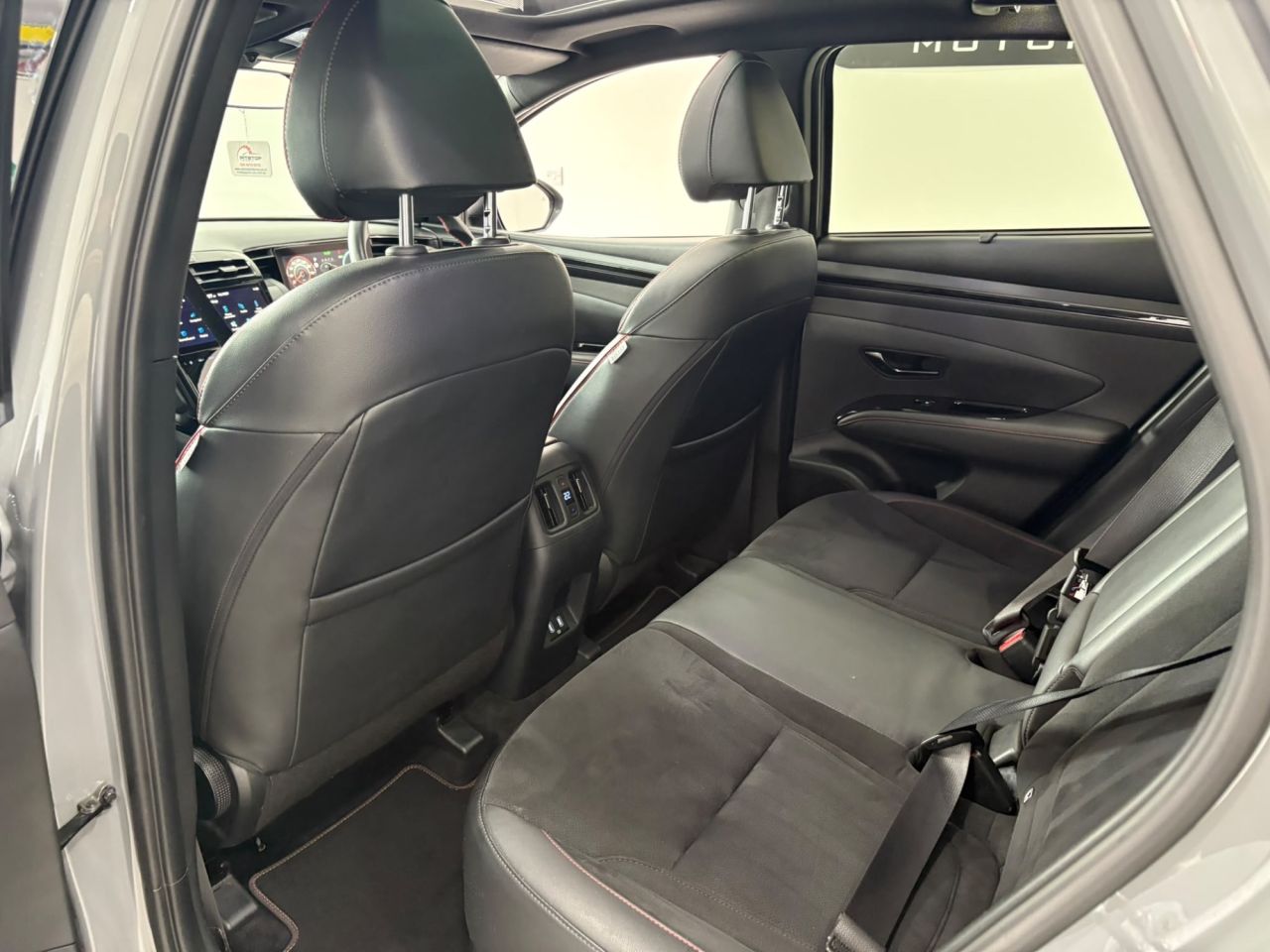 2022 HYUNDAI TUCSON 1.6 h T-GDi N Line S SUV 5dr Petrol Hybrid Auto Euro 6 (s/s) (230 ps) - vehicle photo 50 for sale on PureCar